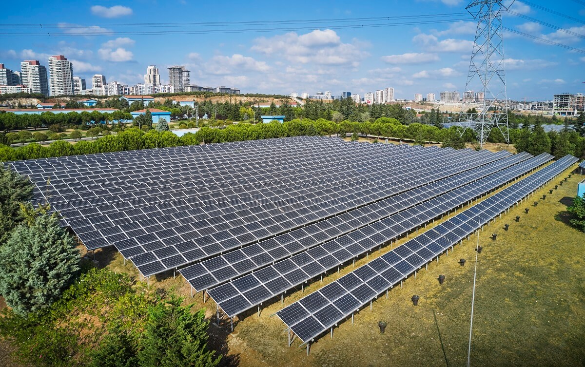 İnşaat ve Şantiye Alanlarında Güneş Enerjisi Kullanımı